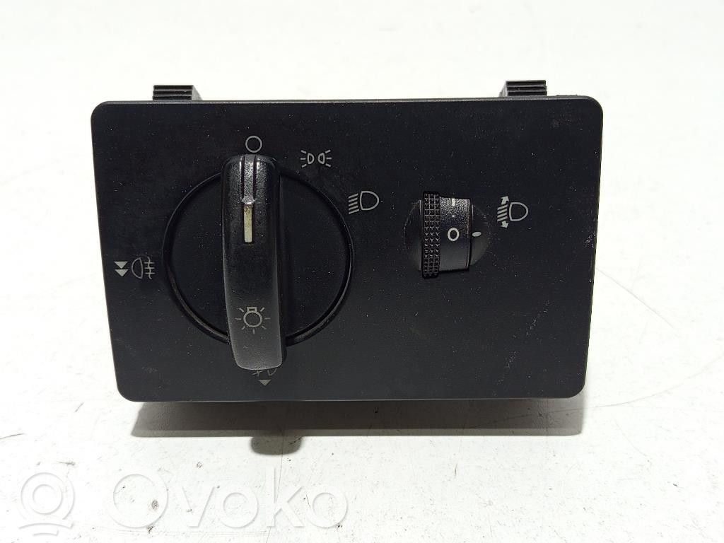 Ford Fiesta Light switch 