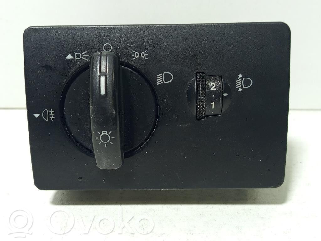 Light switch   1471875,1471875,G8DB