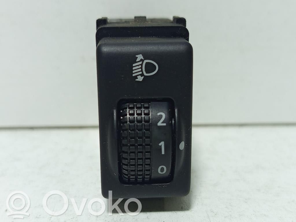 Nissan Micra Light switch 