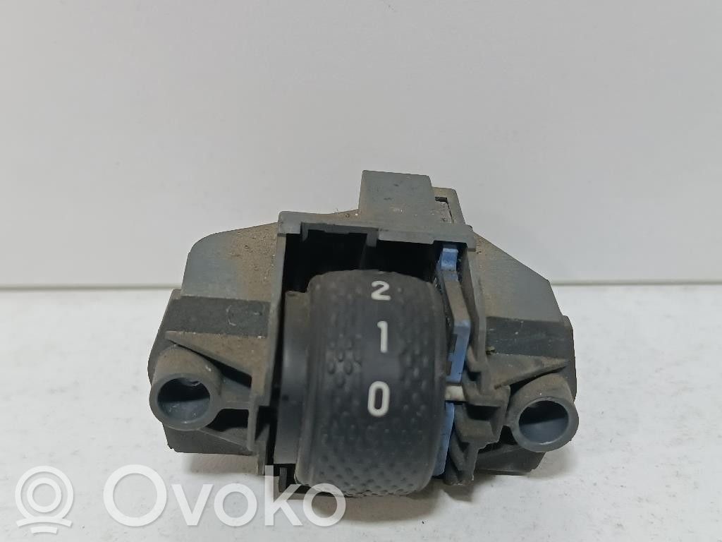 Fiat Multipla A set of switches 