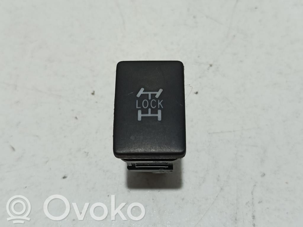 Toyota Urban Cruiser (XP110) Differential lock switch 