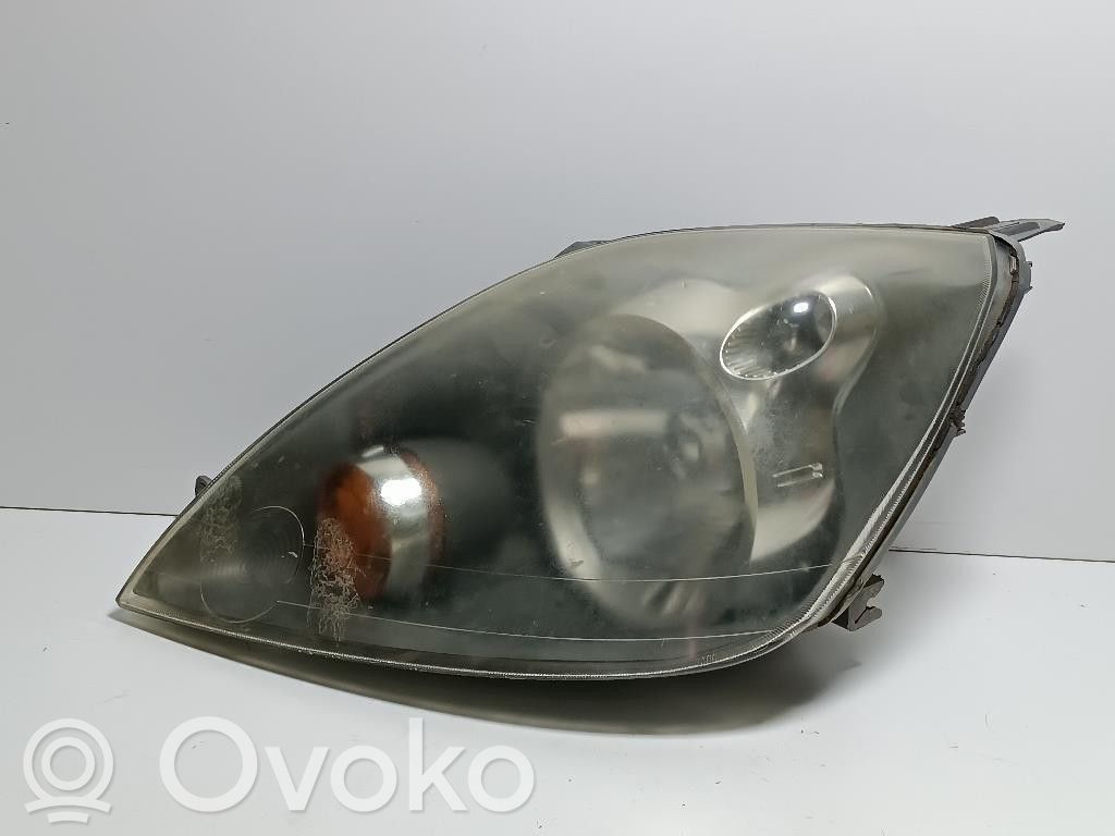 Ford Fiesta Headlight/headlamp 