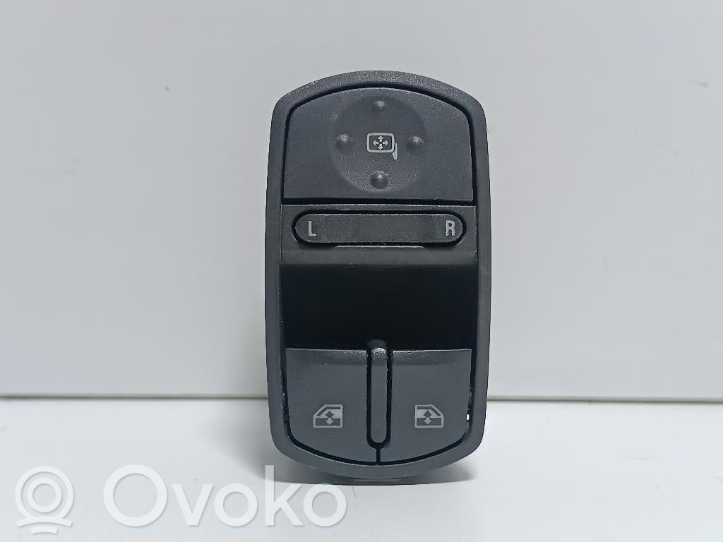 Opel Corsa D Elektrinių langų jungtukas 