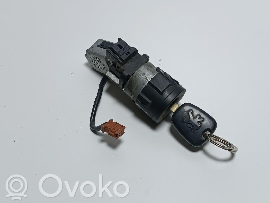 Virtalukko   4162X4,4162X4,8HZ