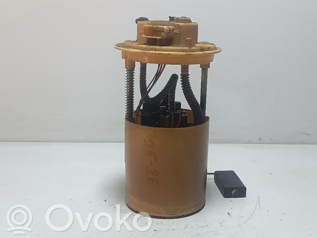Opel Corsa D Polttoainesäiliön pumppu 