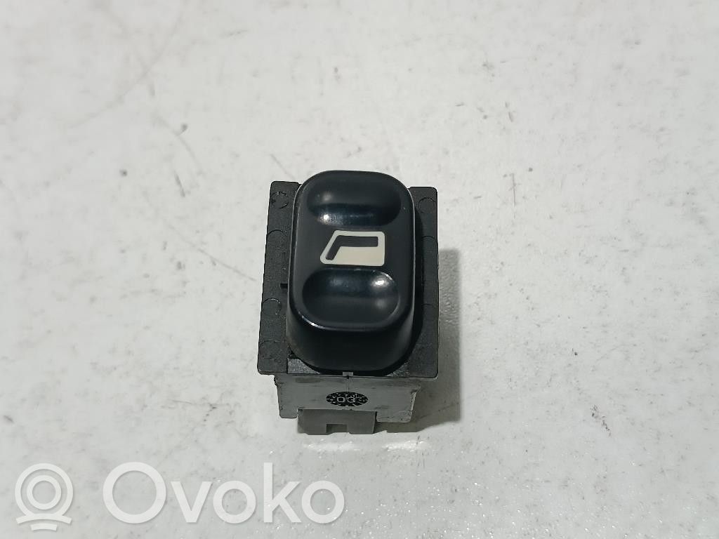 Electric window control switch   655482,655482,8HZ