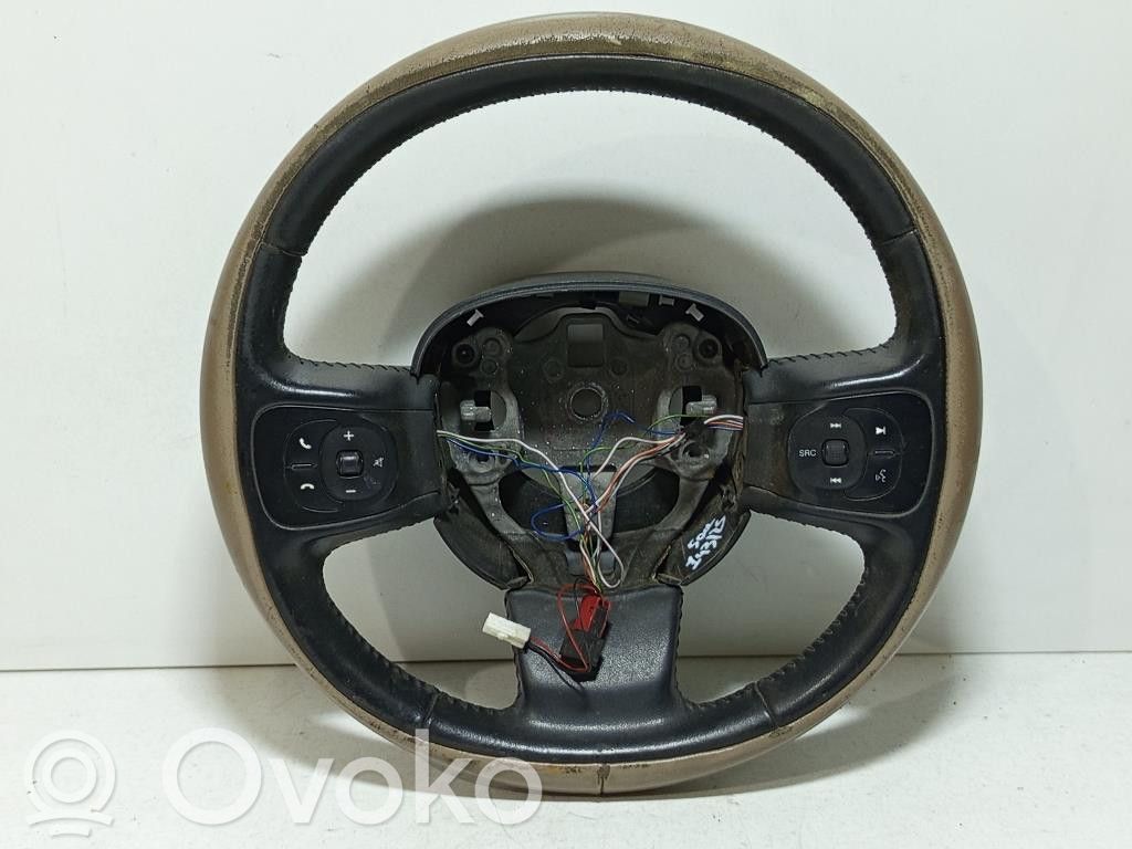 Fiat 500L Ohjauspyörä 