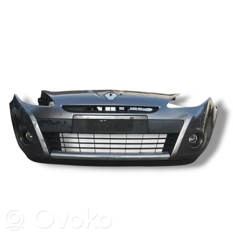 Renault Clio III Parachoques delantero 