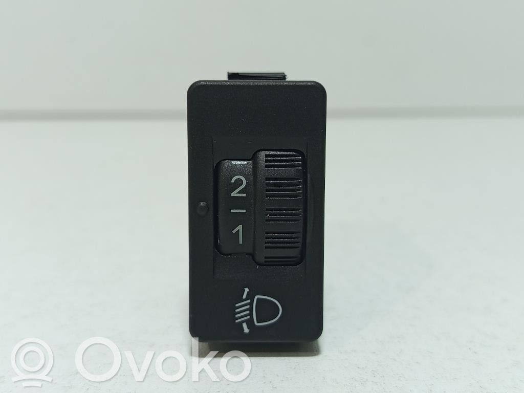 Citroen C3 Picasso Light switch 