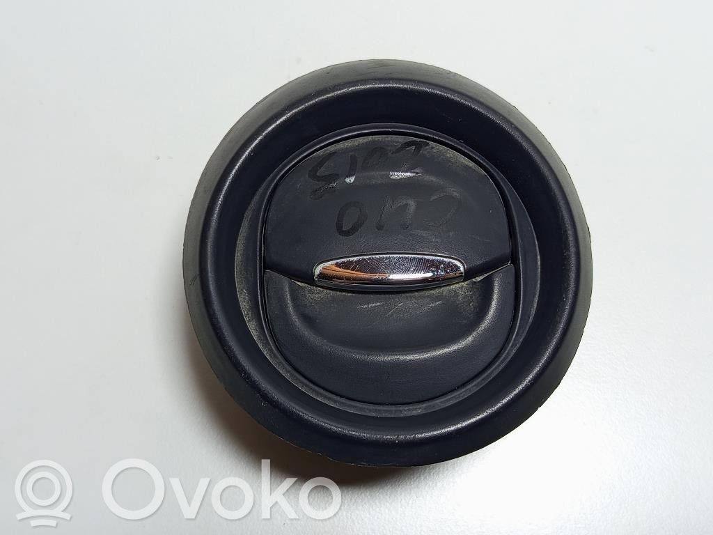 Renault Clio IV Grilă ventilație/ramă laterală bord 