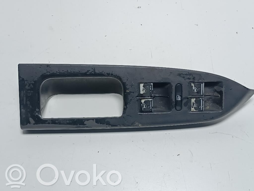 Volkswagen Touran I Sähkötoimisen ikkunan ohjauskytkin 