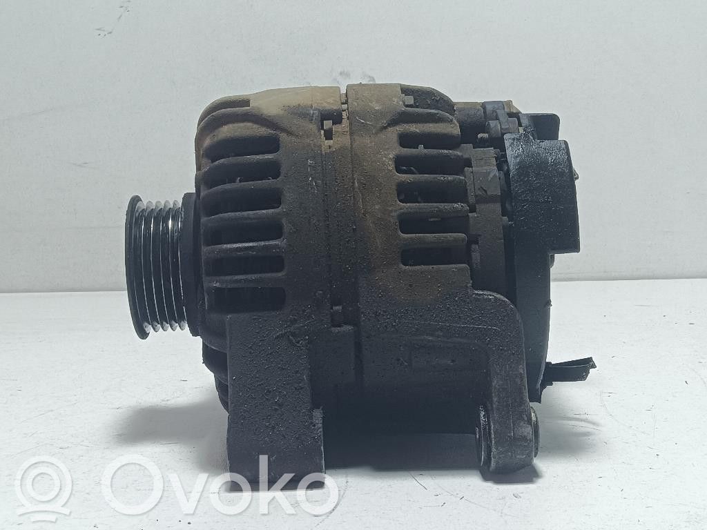 Opel Meriva A Generator/alternator 
