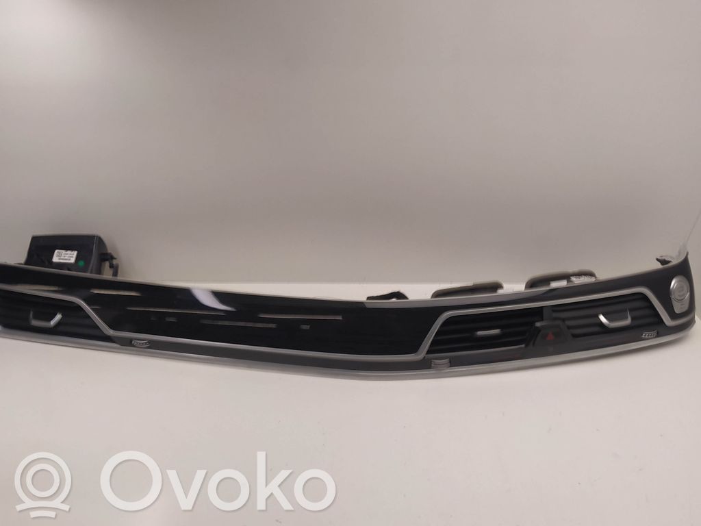 BMW 7 G11 G12 Panel trim 