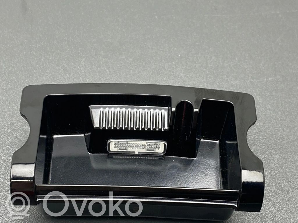 BMW 5 F10 F11 Popielniczka deski rozdzielczej 
