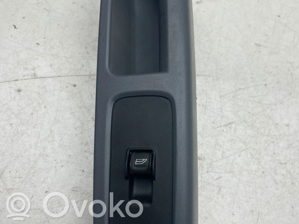 Volvo C30 Electric window control switch 