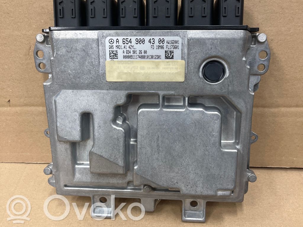 Mercedes-Benz C W205 Engine control unit/module 
