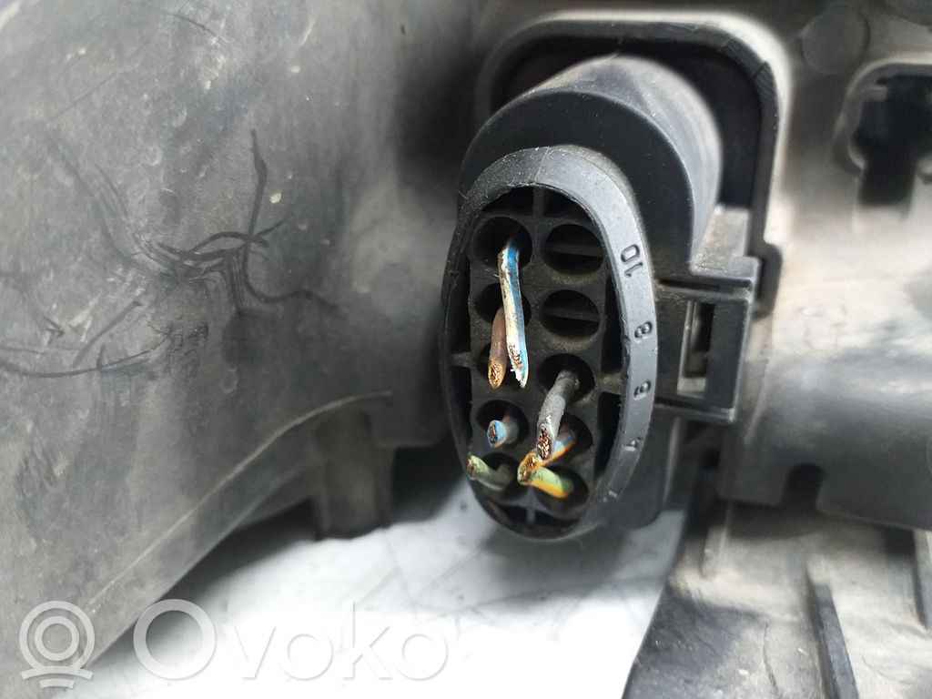 Headlight/headlamp   3M5113W030CE