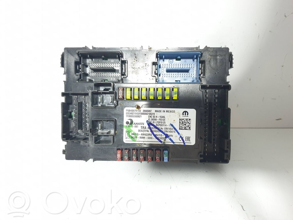 Jeep Compass Fuse module 
