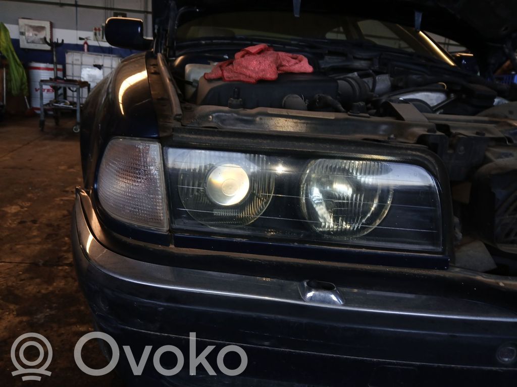 BMW 7 E38 Scheinwerfer 