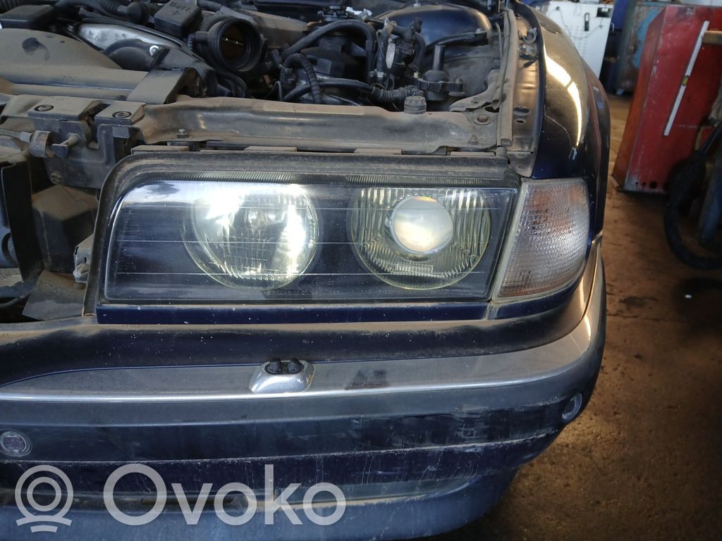 BMW 7 E38 Phare frontale 
