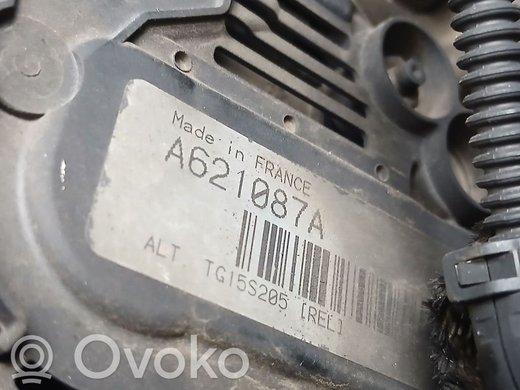 Peugeot 208 I Alternador 