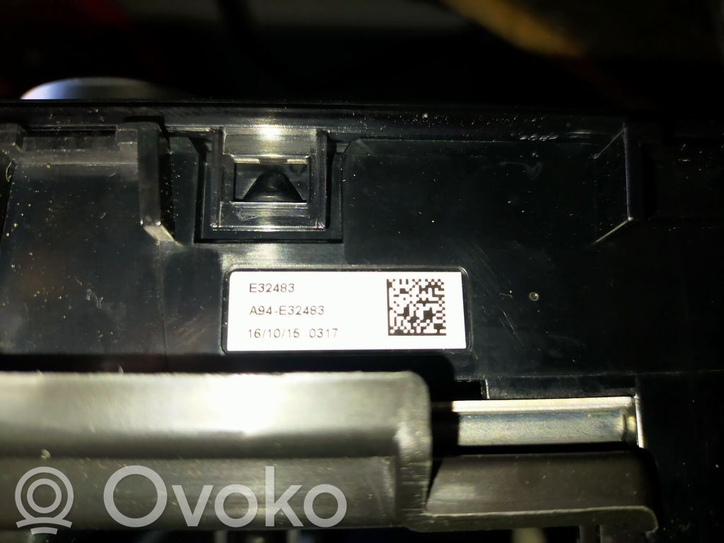 Renault Megane IV Screen/display/small screen 
