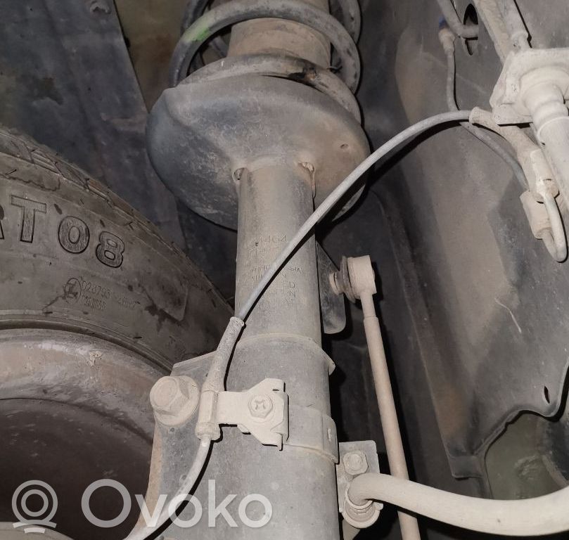 Suzuki Grand Vitara II Etuiskunvaimennin 
