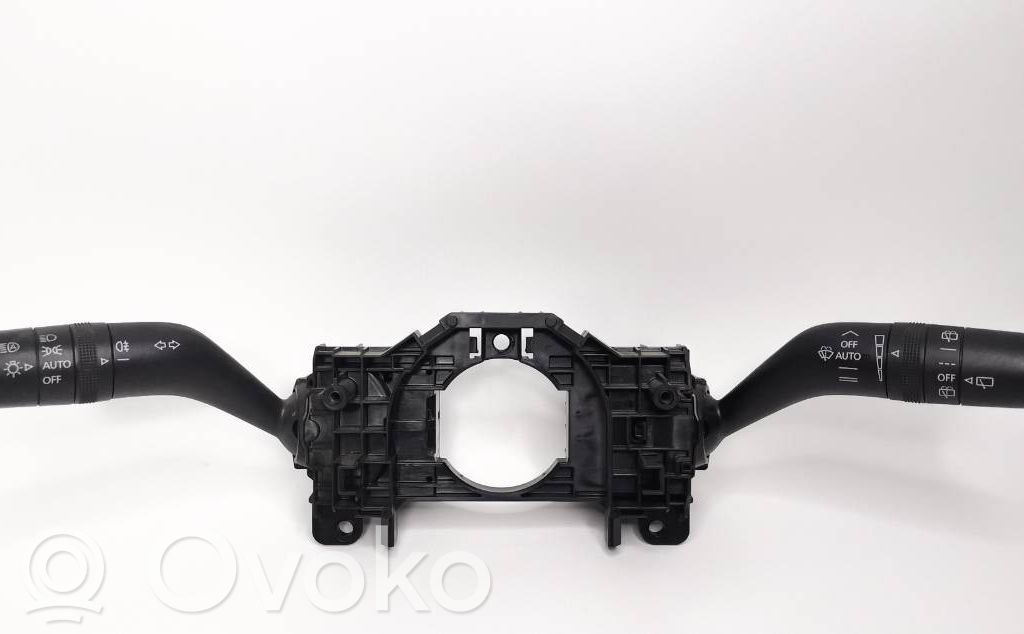Mazda CX-30 Comutator lumini 