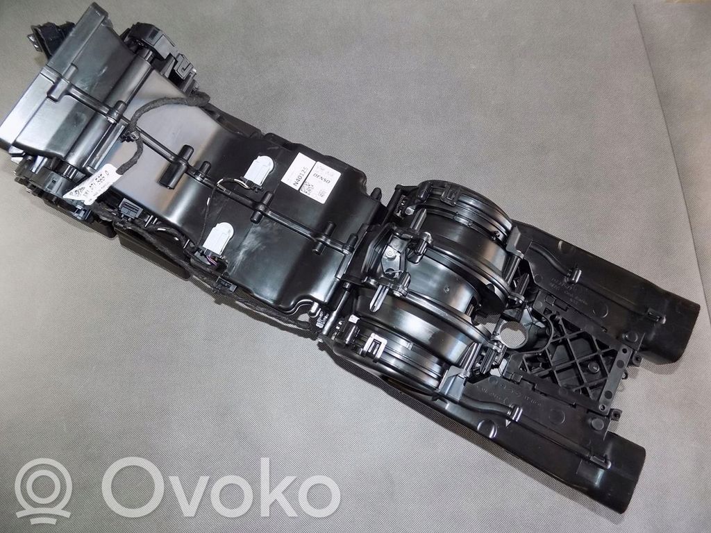 Volkswagen Touareg III Комплект воздушного узла салона 