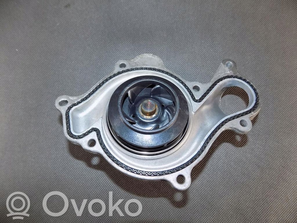 Audi A4 S4 B9 Bomba de agua 