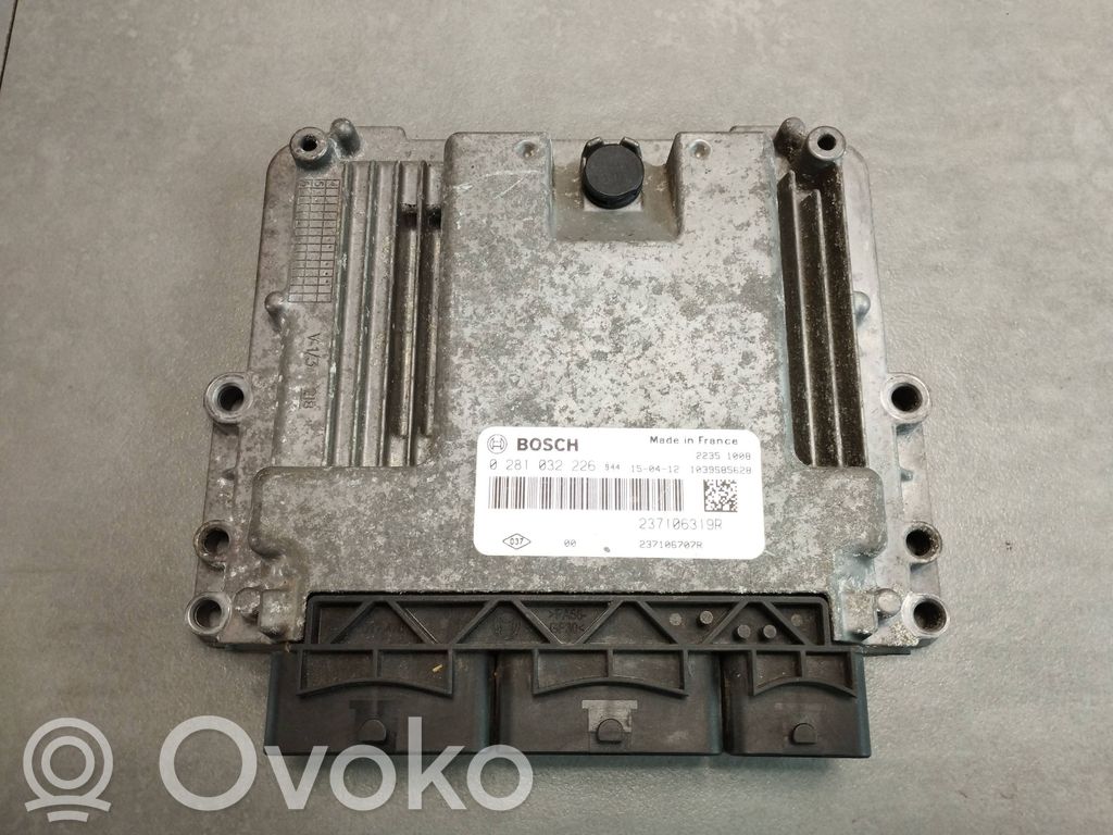 Engine control unit/module ECU   0281032226,237106319R