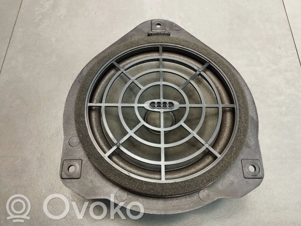 Audi A1 Front door speaker 