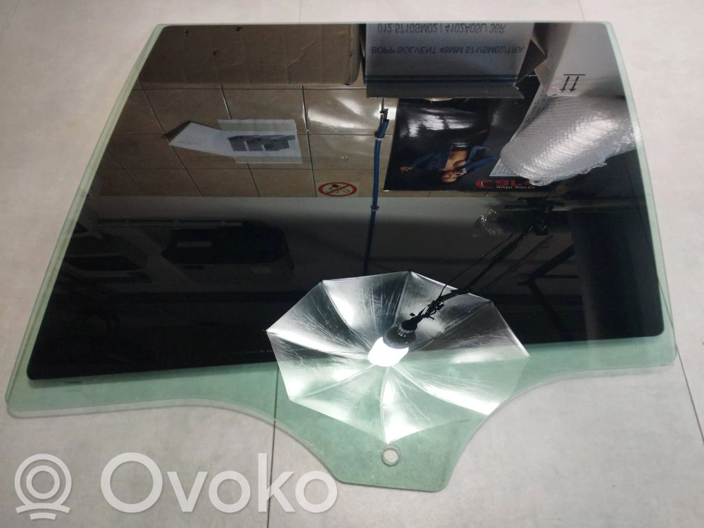 BMW X5 F15 Rear door window glass 
