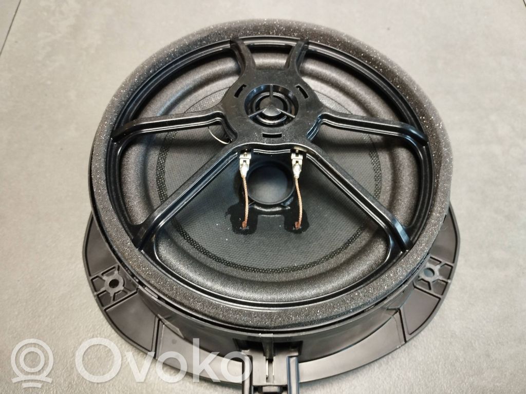 Volkswagen Amarok II Rear door speaker 