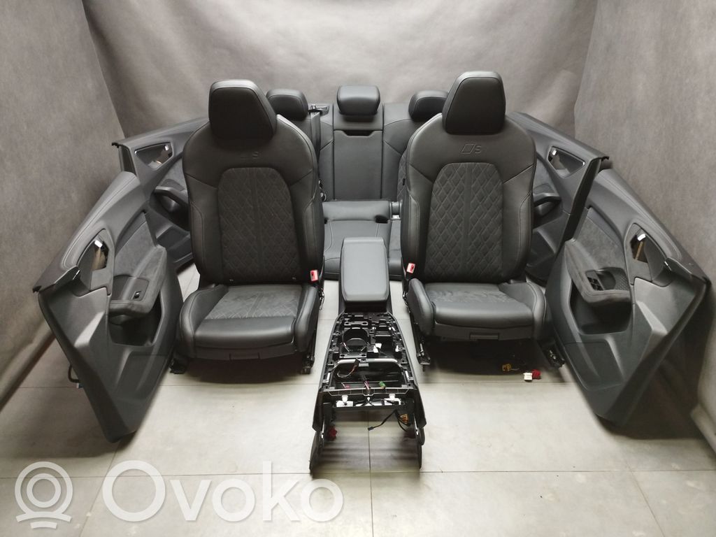 Audi A5 Sēdekļu un durvju dekoratīvās apdares komplekts 