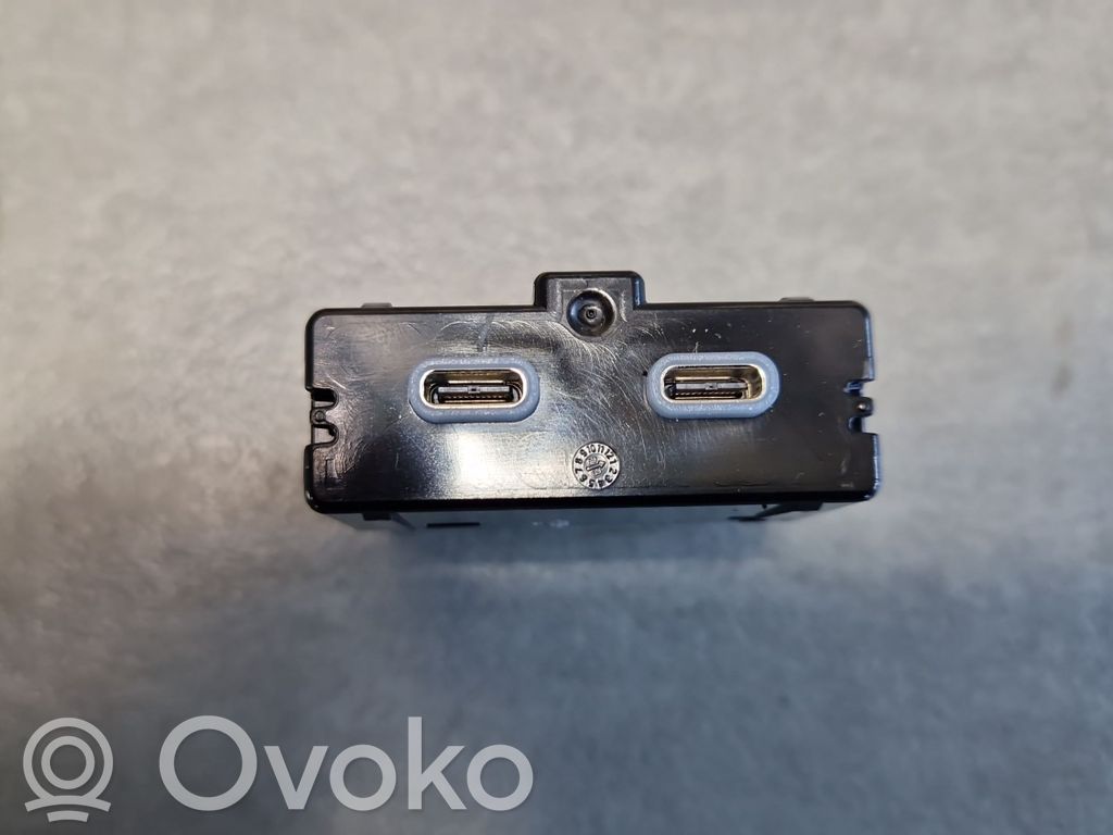 USB socket connector   3G5035954A