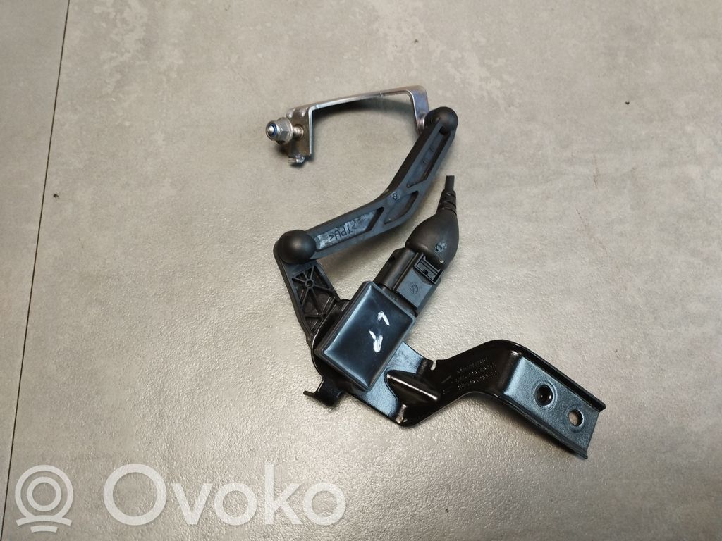 Cupra Formentor Front height sensor lever 
