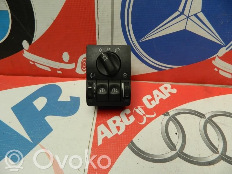 Opel Astra G Light switch 