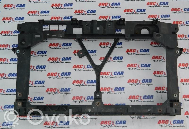 Engine compartment bulkhead