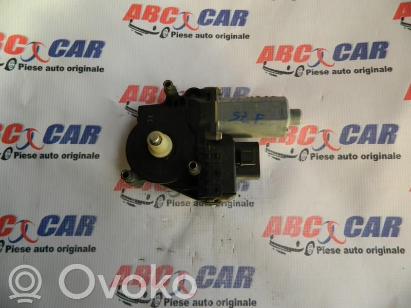 Audi A4 S4 B6 8E 8H Silniczek podnośnika szyby drzwi 