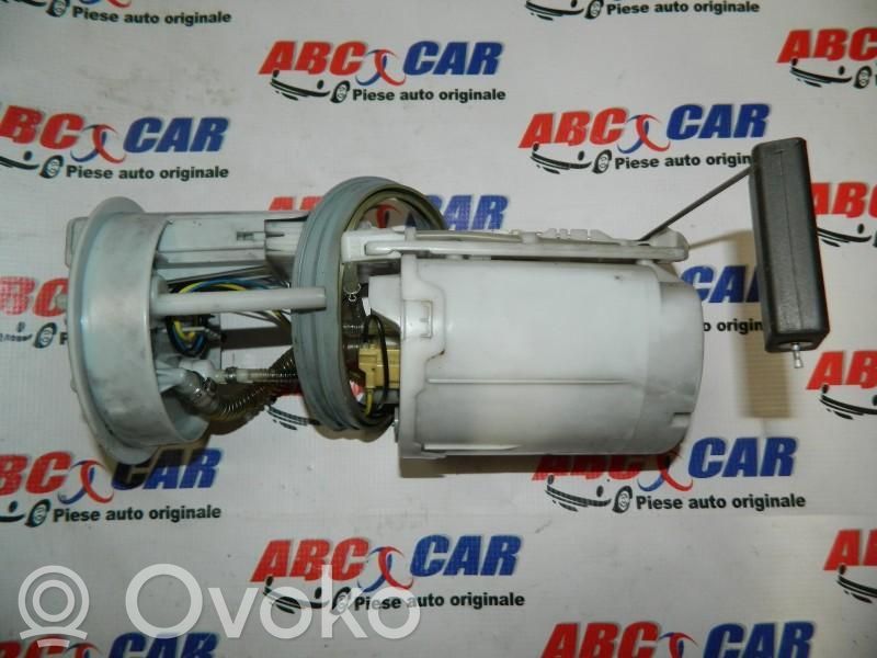 Bomba interna de combustible   7M3919050C