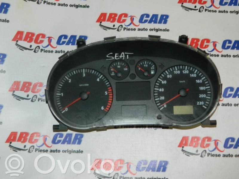 Seat Ibiza II (6k) Zegar 