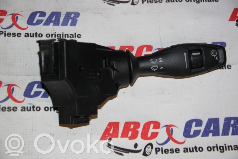 Wiper control stalk   8A6T17A553AC