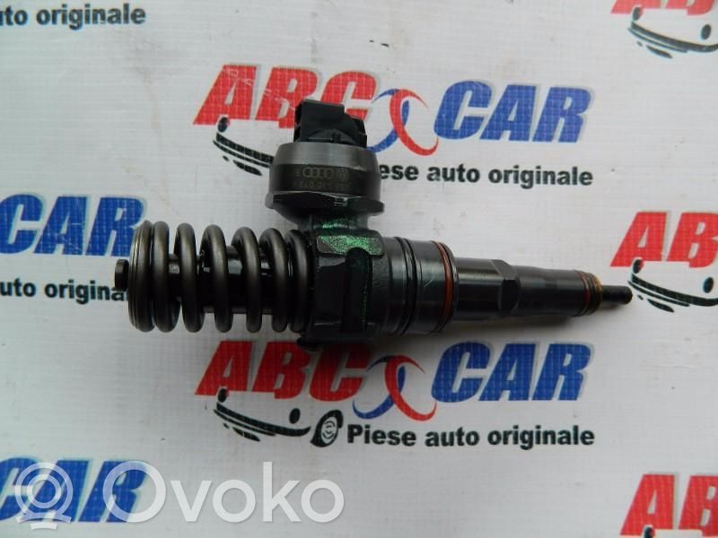Inyector de combustible   038130073AR