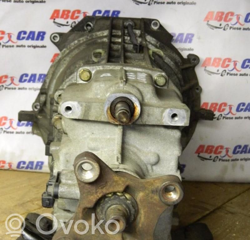 Manual 5 speed gearbox   YC1R7003HE