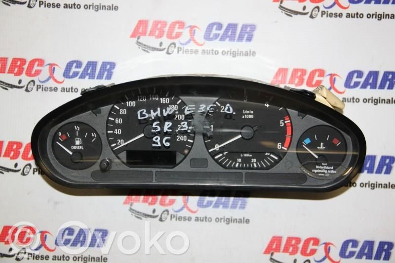 BMW 3 E36 Clock 