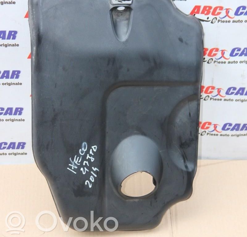Engine hood trim   50435804