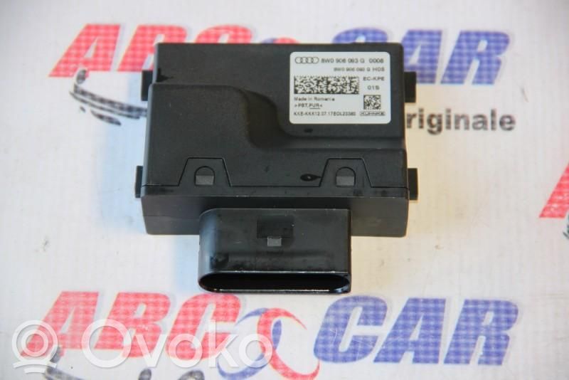 Autres unités de commande / modules   8W0906093G