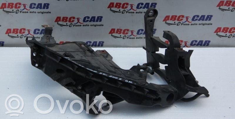 Headlight part   8K0805608R