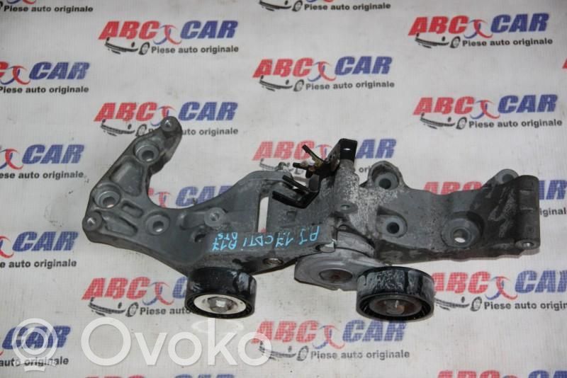 Opel Astra J Alte piese motor 